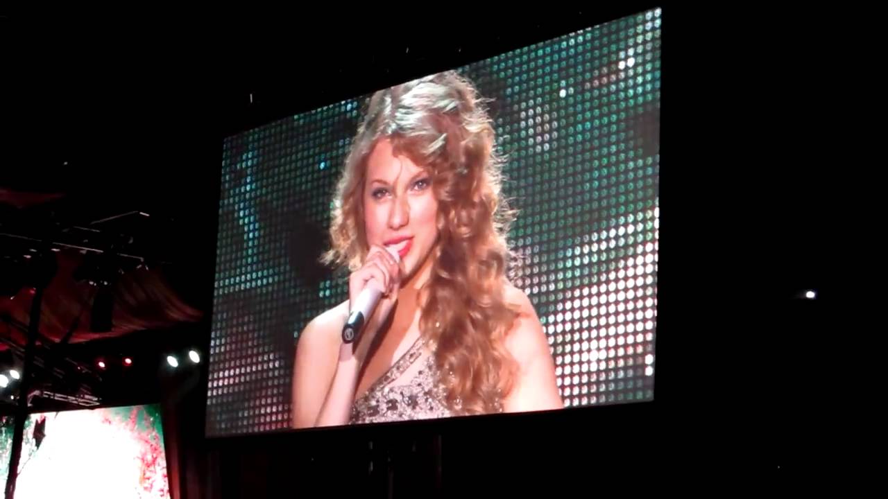 Enchanted - Taylor Swift Speak Now World Tour 2011 Live in Singapore