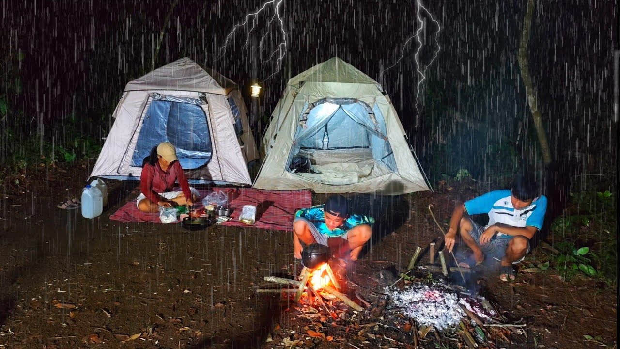 Camping bermalam di tenda ramai, tahan tajur dirawa, berkemah & tidur nyenyak sampai pagi