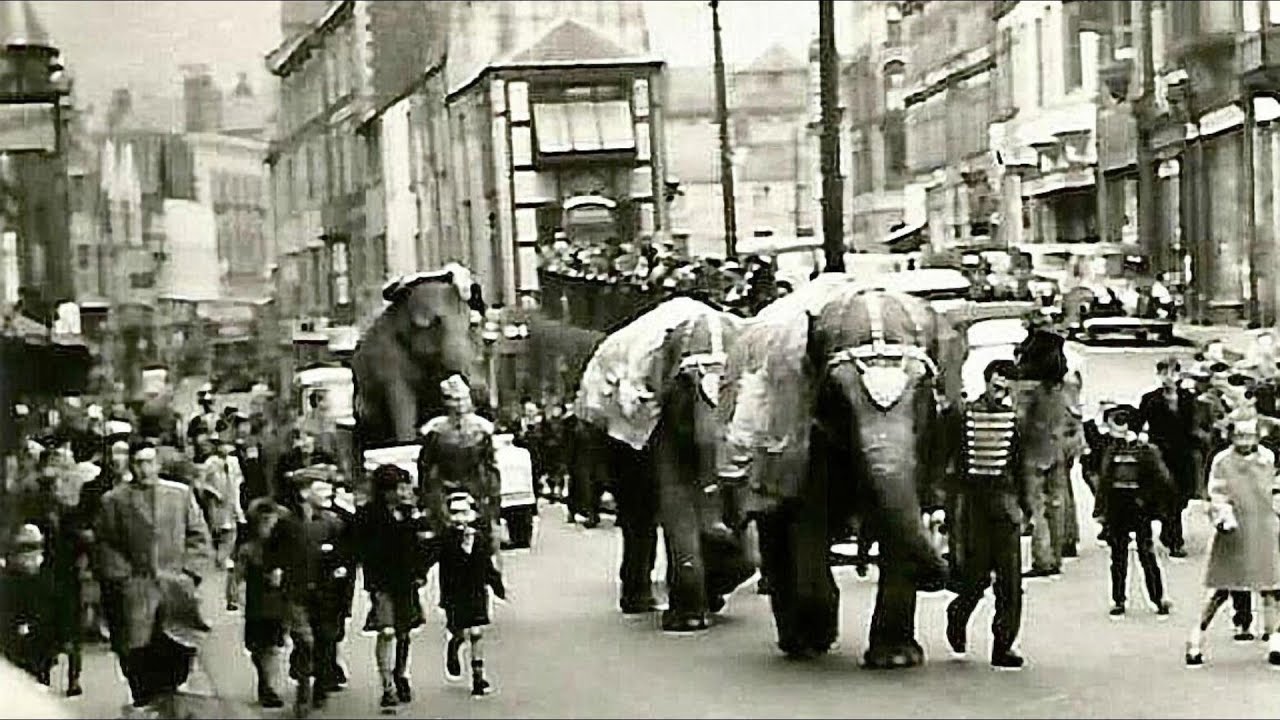 Then and Now Photos Of Pontypridd South Wales ,