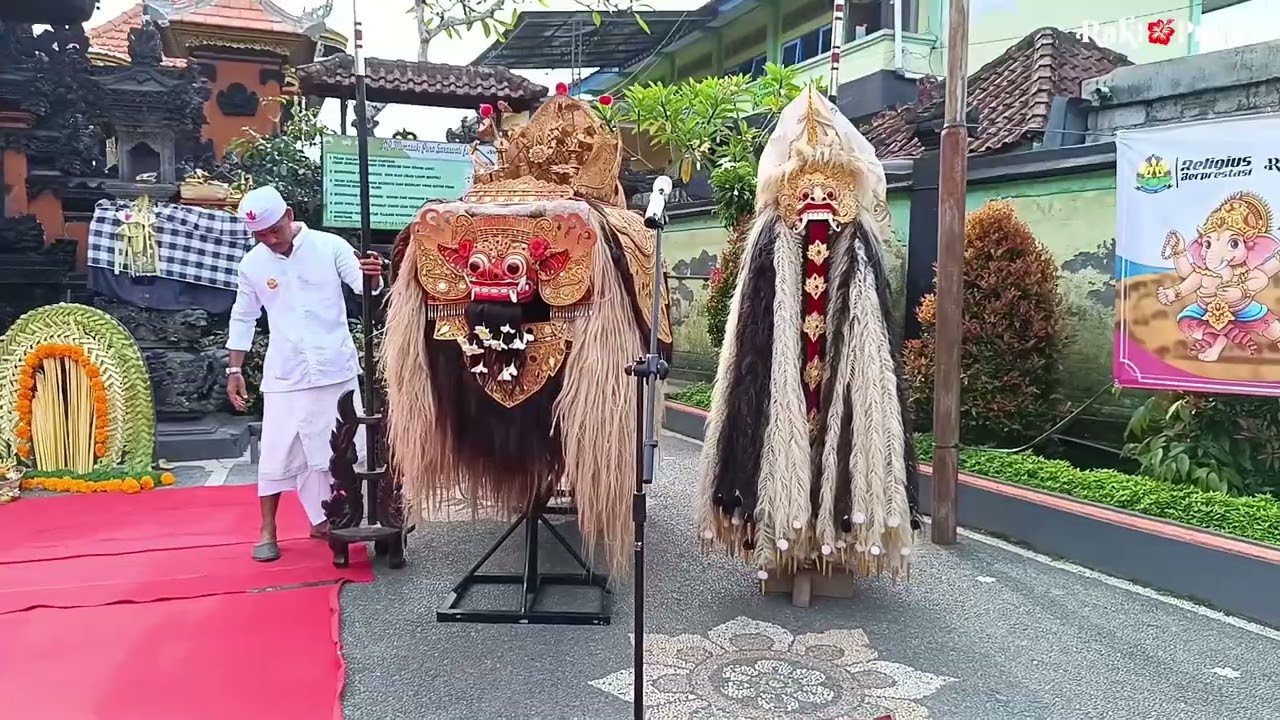 Upacara Pamelaspas Gedong Panyimpenan Pura Saraswati SMP Negeri 1 Bangli