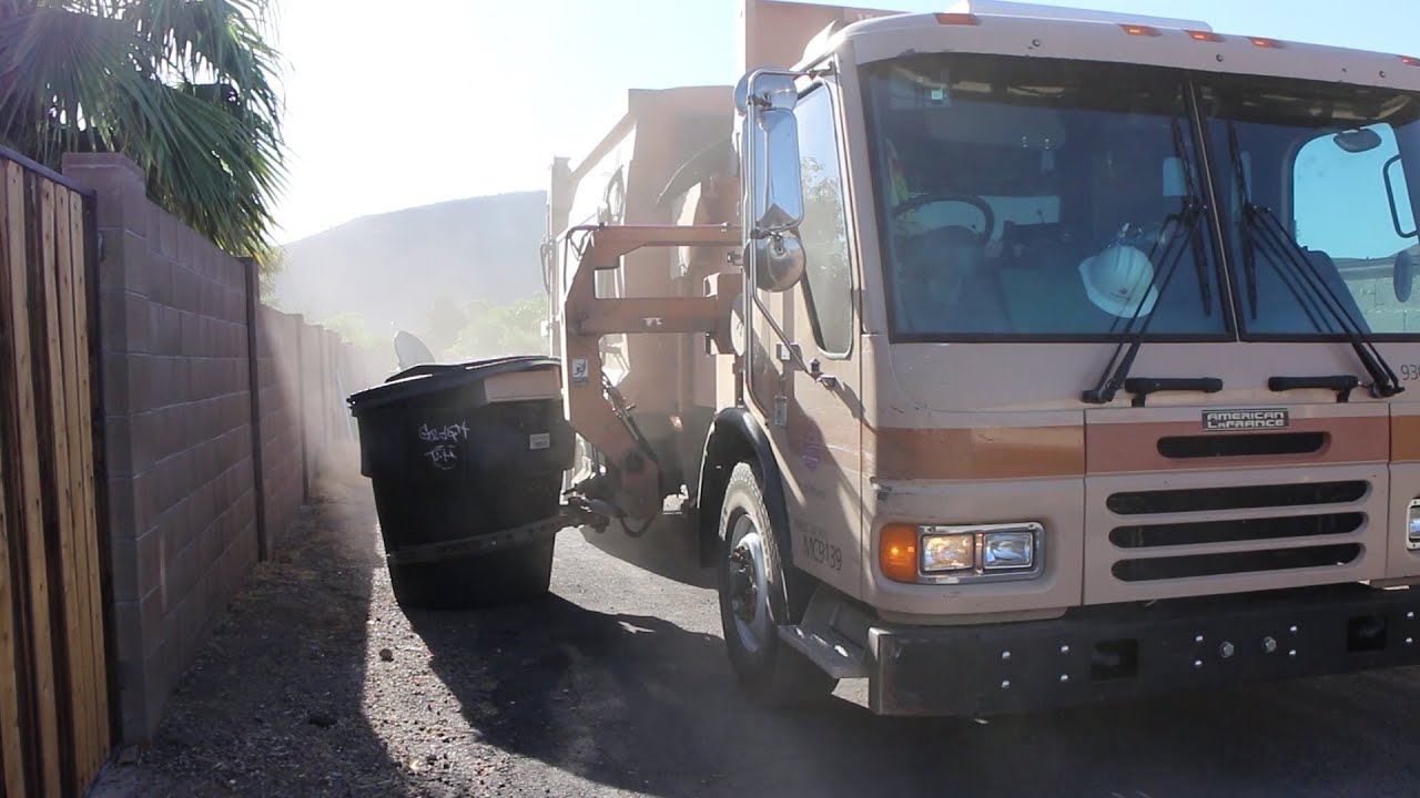 300 Gal Cans ⇨ Wayne Curbtender Packin' Hard!