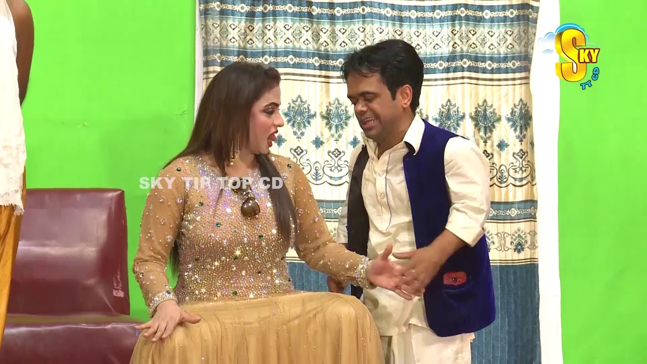 Nida Choudhary With Vicky Kodu and Amjad Rana New Stage Drama Haan Ya Naa Full Comedy Clip 2019