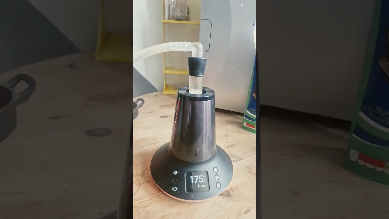 still ain't got the knack of it #arizerxq2 #arizer #vaporizer #vape #420 #discobiscuits #exodus #gsc