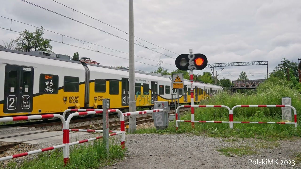 [3 PRZEJAZDY KOLEJOWE WE WROCŁAWIU] Wrocław Grabiszyn, Ibn Siny Awicenny, SPR-2