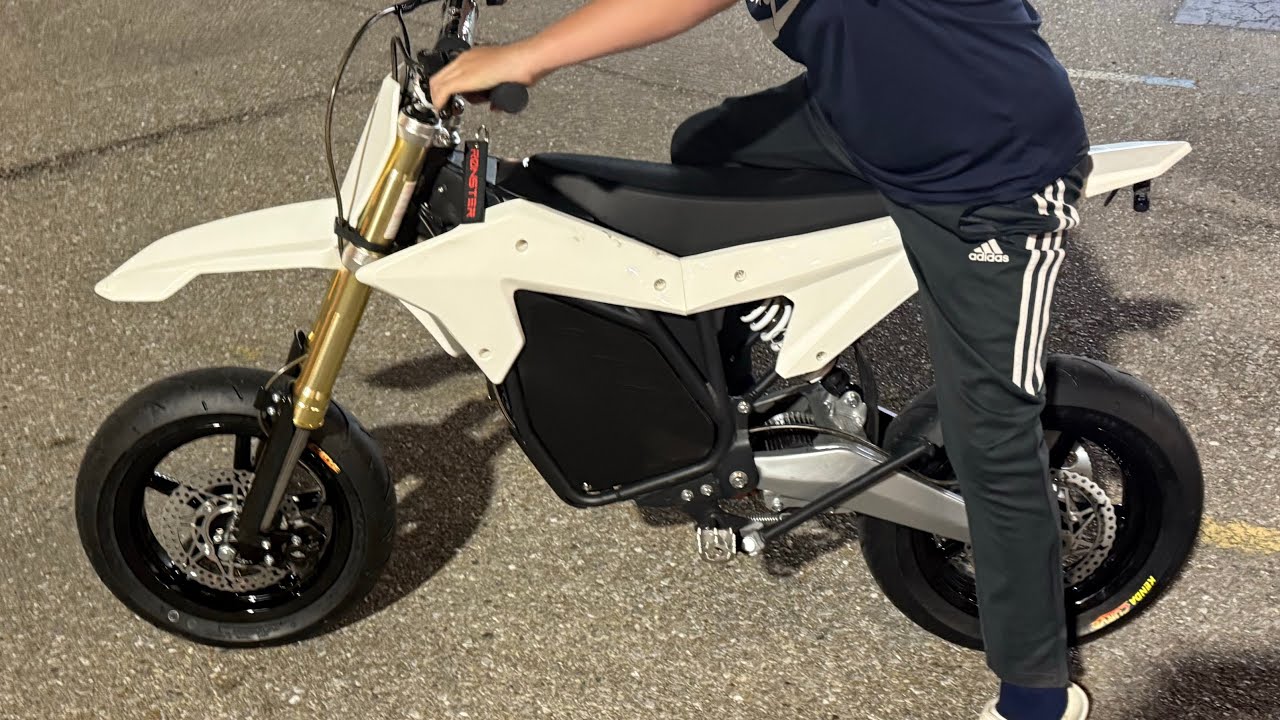 RTR electric dirtbike super Moto’s our first night ￼