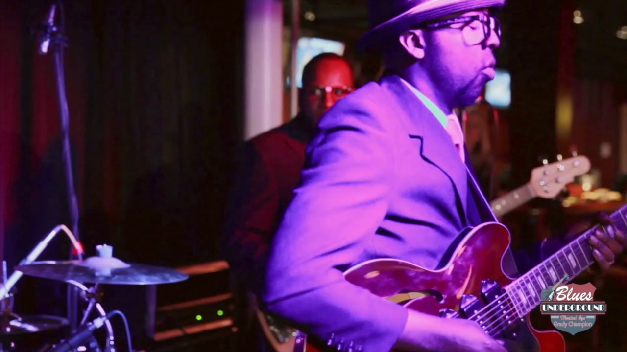 Live Performance with Mr  Sipp on Blues Underground