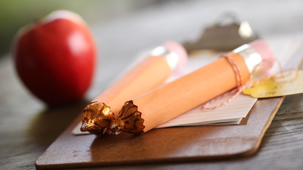How to Make Candy Pencil Treats