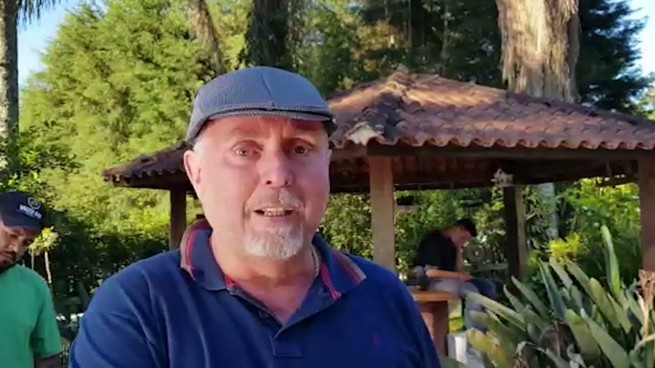 Galo reprodutor caderudo do Stúd RD!