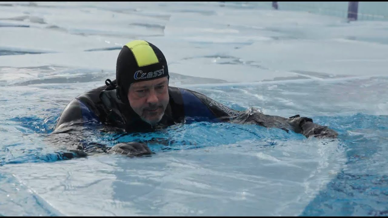 Készülődnek...A hideg vizet imádók! A Nemzetközi Hidegvíz Törzs egyesület tagjai