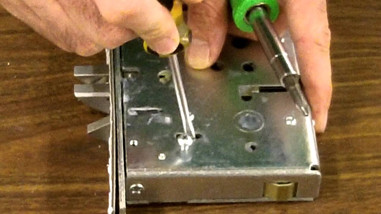 PDQ Mortise Lock Changing the Handing Lock Body.MP4