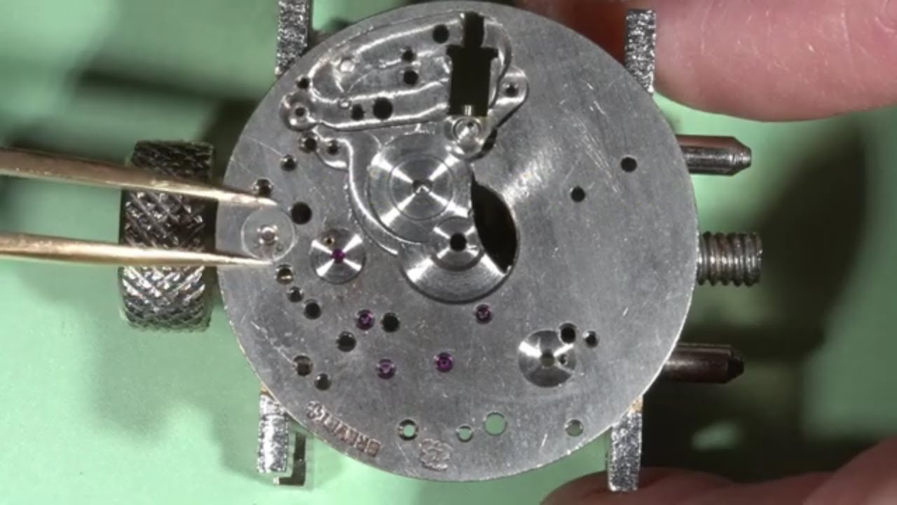 Обслуживание механизма Landeron Cal. 51 1950-х годов в винтажных швейцарских часах-хронографе, ча...
