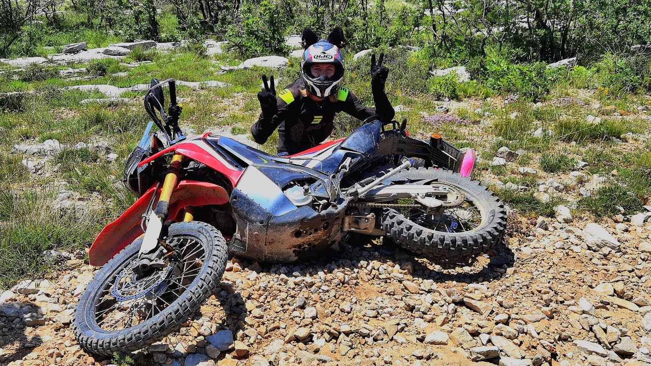 Njen prvi enduro!