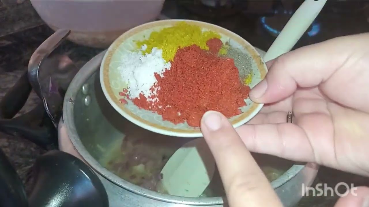 لوبيا في هاذ لبرد كولي وارقدي ههههه بنة ولا اروع مع رخساس يقرمش 🥰🥰