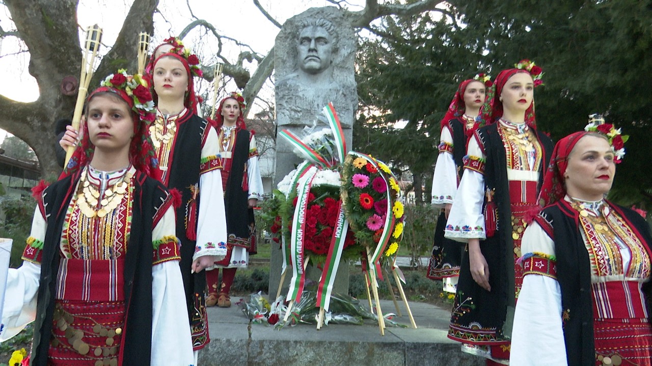 Сандански почете 153 години от гибелта на Апостола на свободата Васил Левски