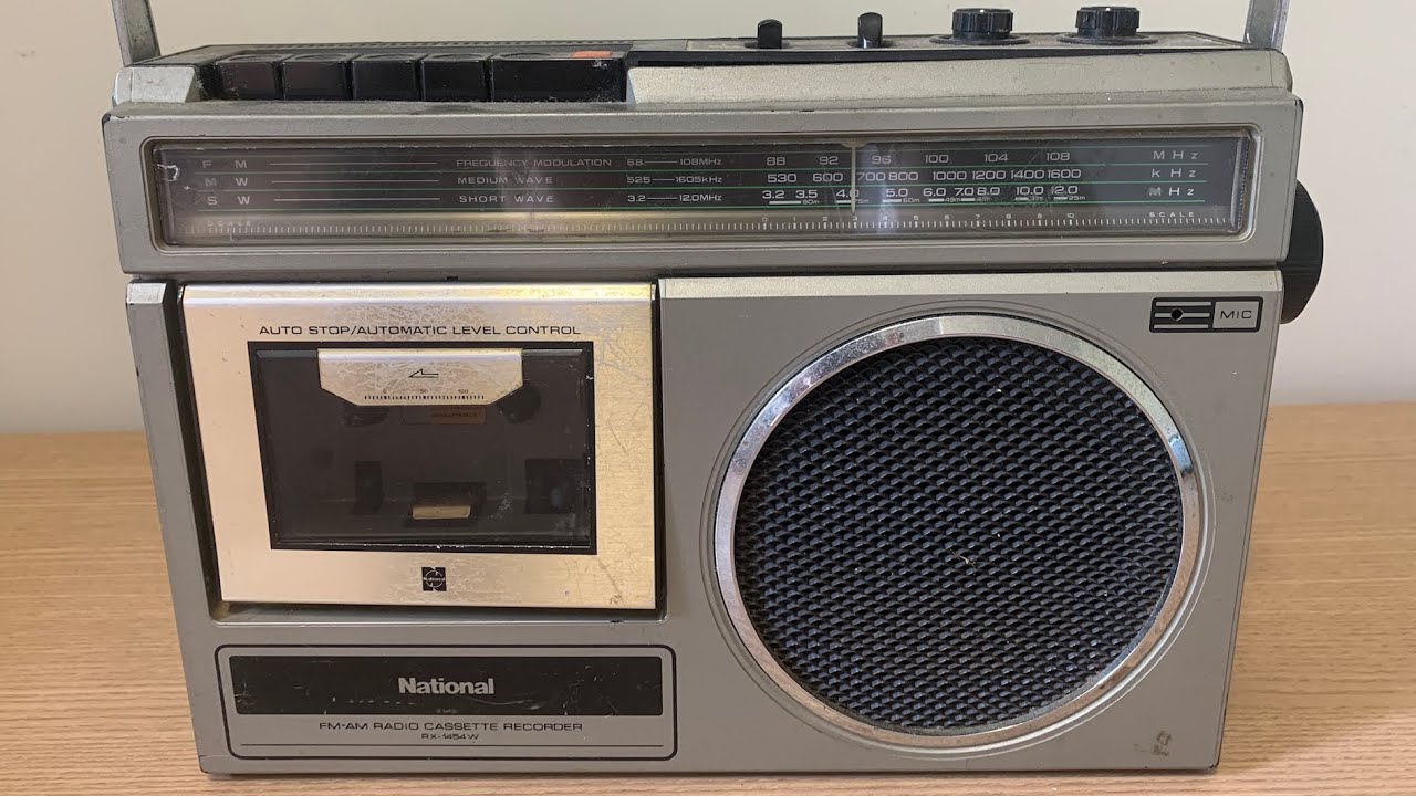Restauração: Rádio Cassette National RX-1454W