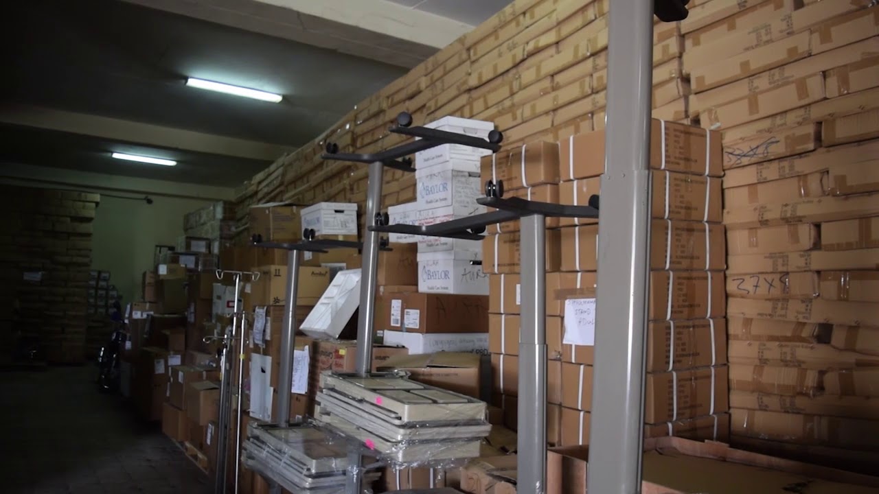 AURADICALS DONATES HEALTH MATERIALS TO THE MINISTRY OF HEALTH AND SANITATION IN SIERRA LEONE