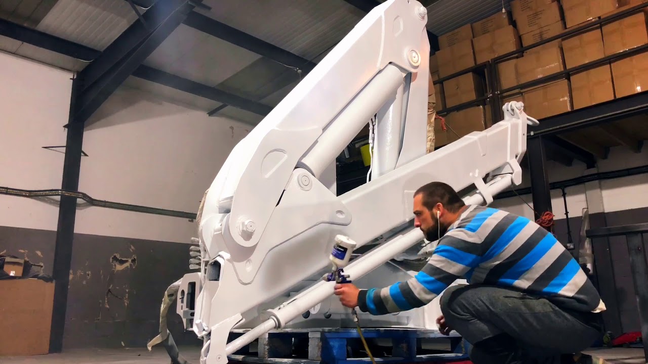 Hiab crane restoration. Eco friendly Media Blasting. Sandblasting, priming & painting by Profi Blast