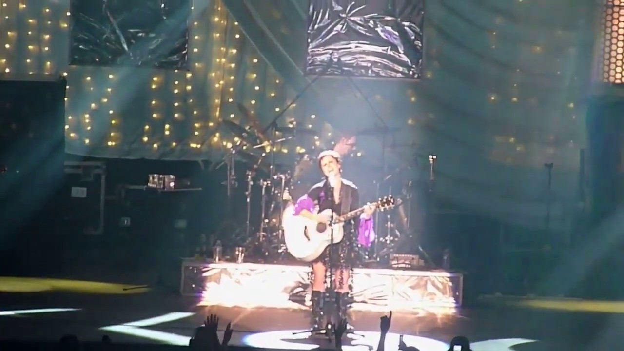Dreaming My Dreams (Enhanced Multicam Edit, Live in Zenith 2010, The Cranberries)