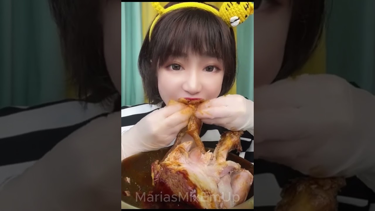 Eating Fried Pork Legs and Thighs