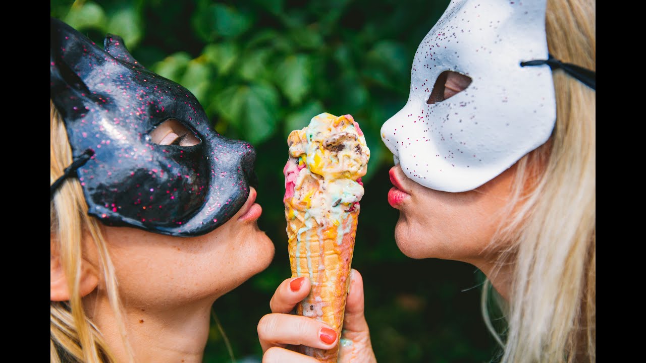 CAELA feat. Paco Acústico - Tu Calor (Official Video)