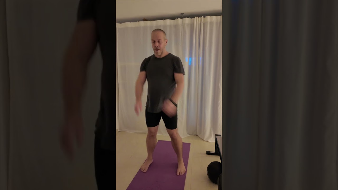100 daily squats in under 5 min  - 100 more -  Day 17 -  don't think, just join me  #squatchallenge