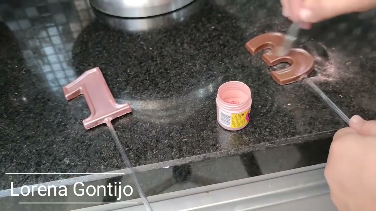 BOLO QUE A CLIENTE NÃO GOSTOU   BOLO LISTRADO PRETO E BRANCO   LORENA GONTIJO