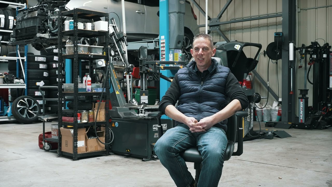 Interview Julien FRITSCH - Le Garage De Papa à Wiwersheim