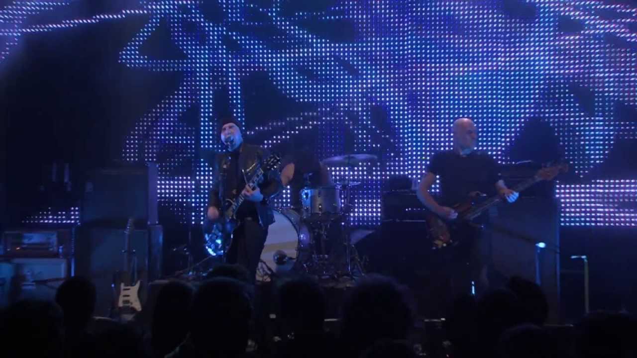 HEY KID- Suits Live Hedon Zwolle