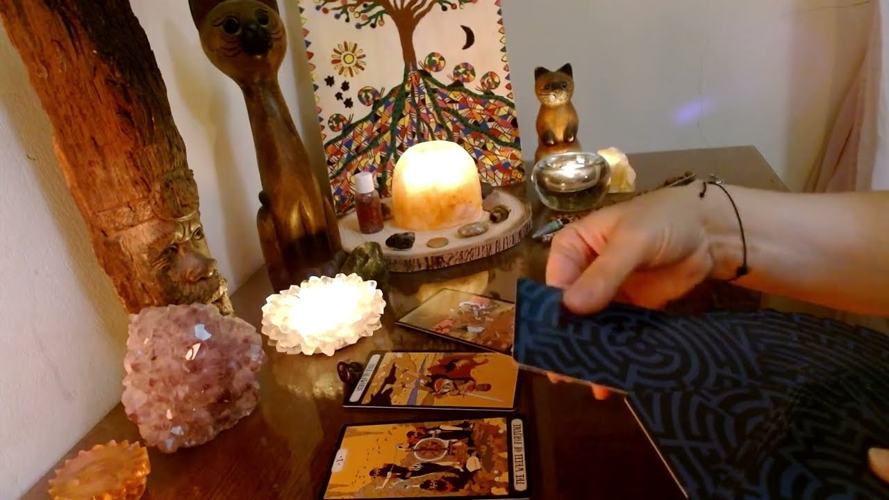 ❤️🌟Έχεις Μήνυμα⁉️Γρήγορες εξελίξεις❤️🌟💯 Άχρονο #χαρτομαντεία #ταρώ #moon #oracle #pickacard #tarot