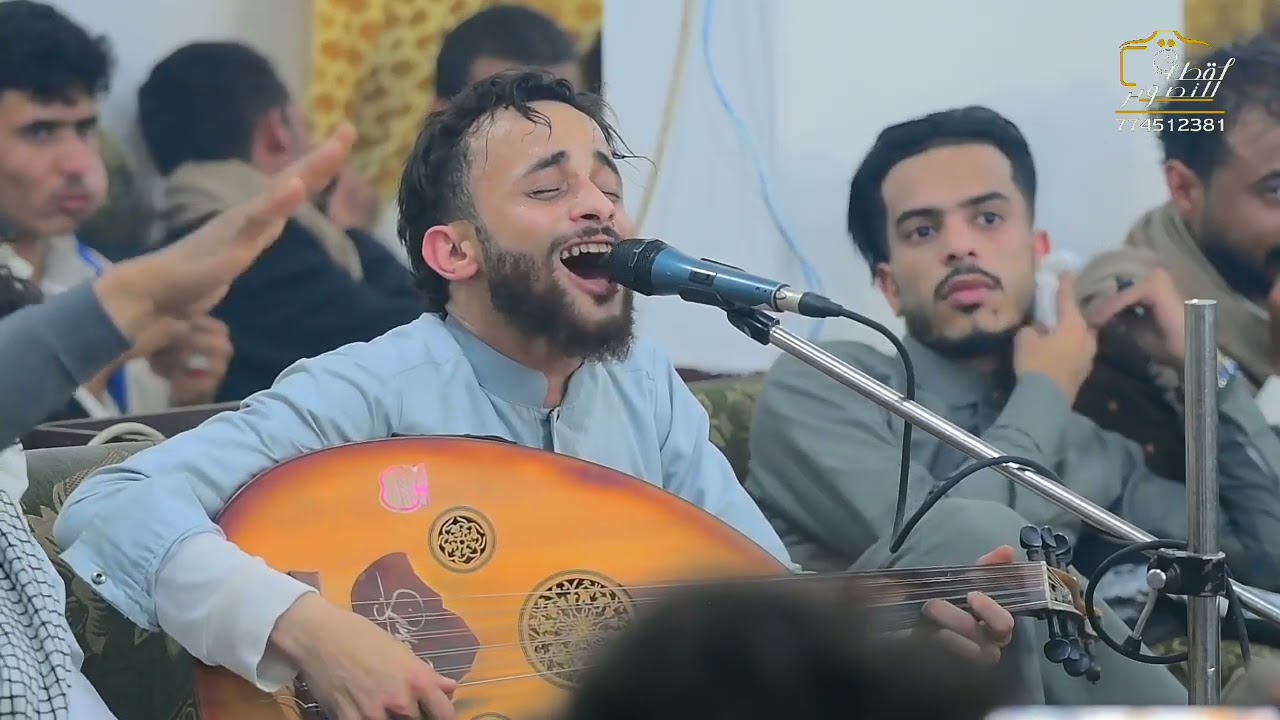 شاهد جنون الفنان جمال حرازي وهو يقلد الفنانين علي عنبه وعابد الرحومي ومنتاب الشريجه عرس ماهر الحفاشي