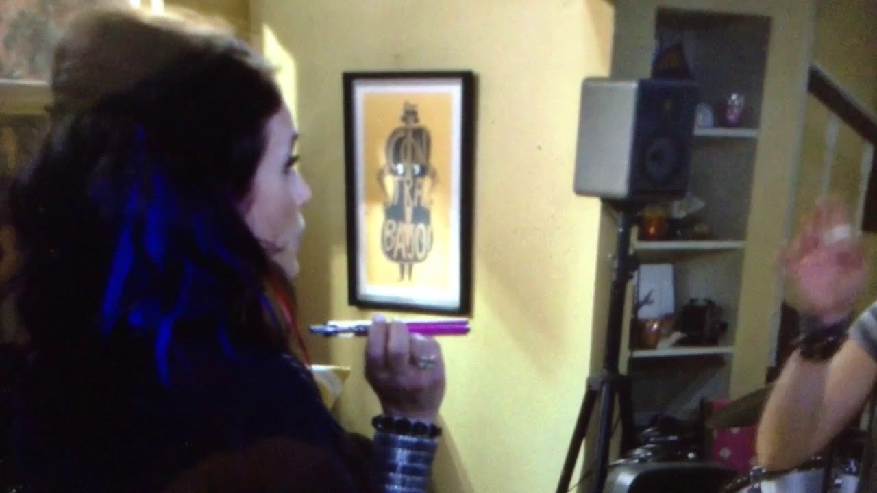 Gia smokes and offering Stephanie a cigarette also vaping pen