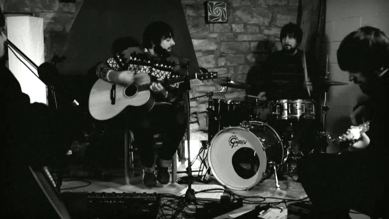 Pau Vallve | Encara No  (Videoclip: Lyona)