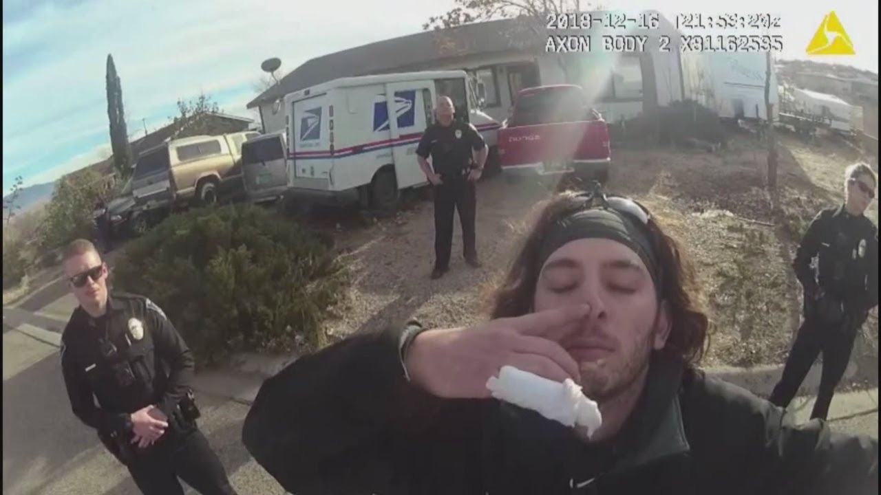 Police video show alleged drunk mail carrier struggle through field sobriety tests