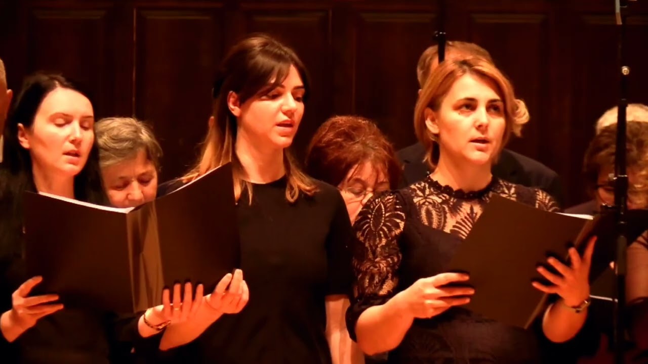 Sfant este Domnul - Corul bisericii Apateu ❤️🎙🎹🎵🎼🎶🎻❤️🤍