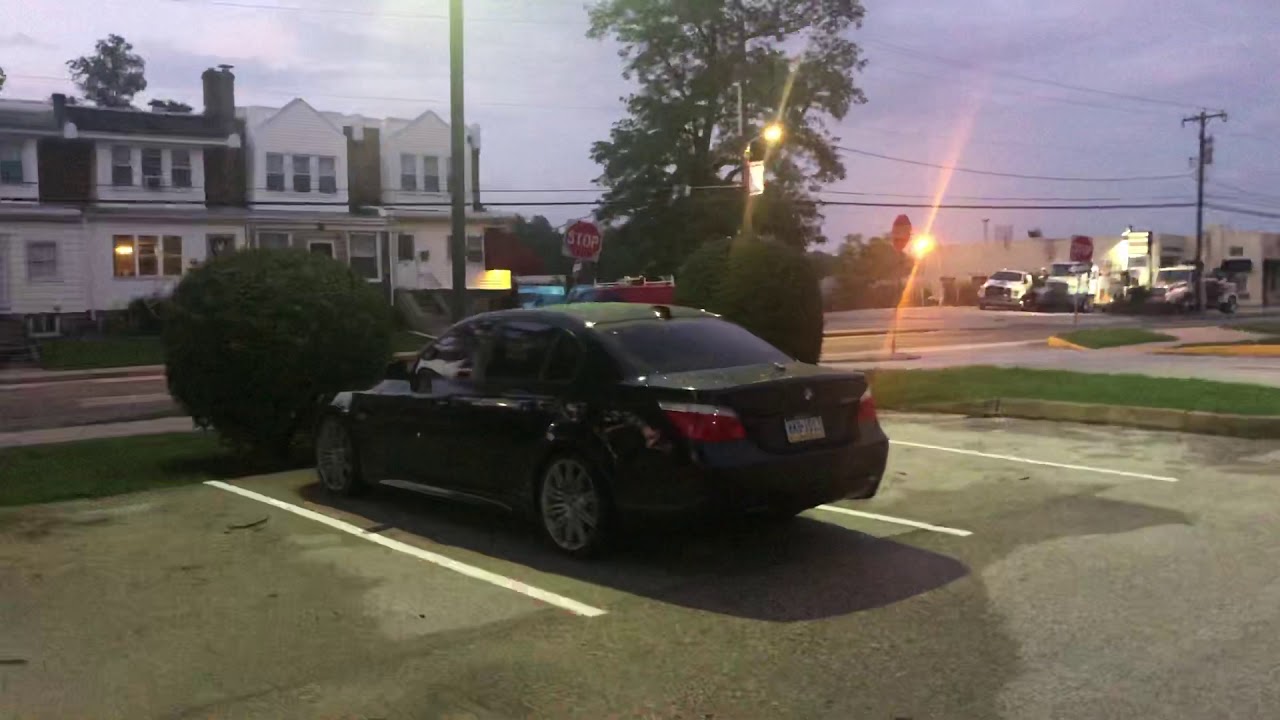 BMW 550i straight pipe