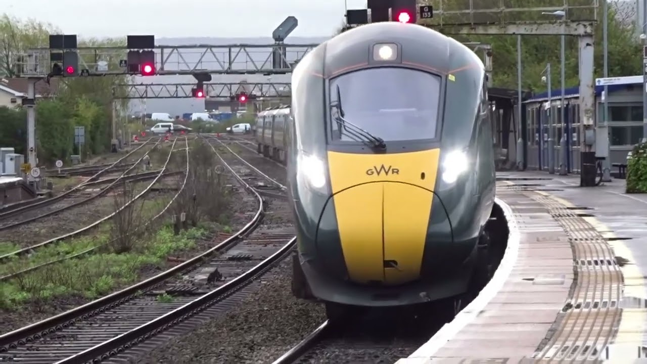 Trains at Gloucester 4th April 2025