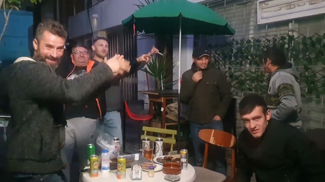 Small Party #dance #romanian #friends #partymusic 