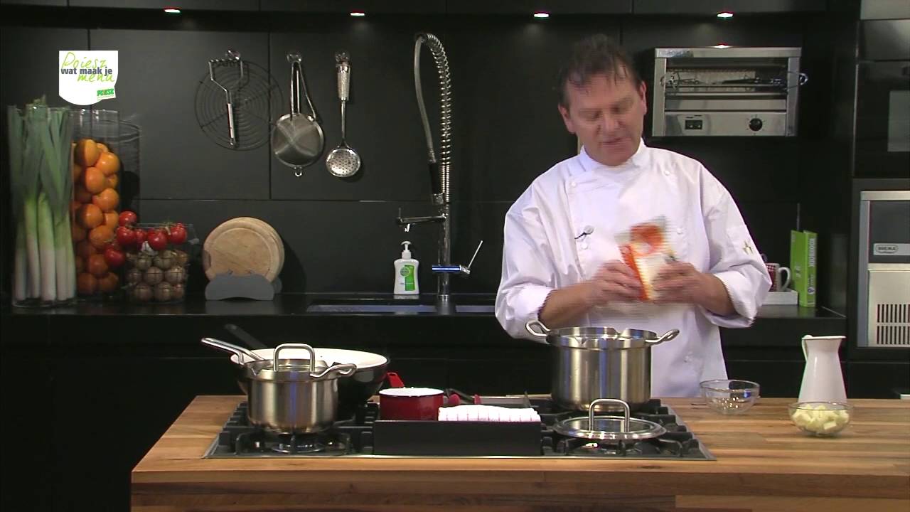 Poiesz Wat Maak Je Menu: Hachee vlees met gekookte aardappelen en rode kool met appeltjes