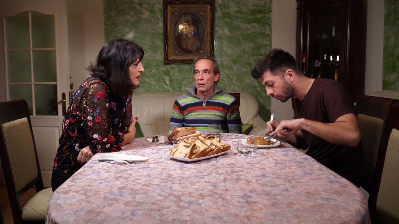 Crăciunul cu părinții - MIRCEA BRAVO