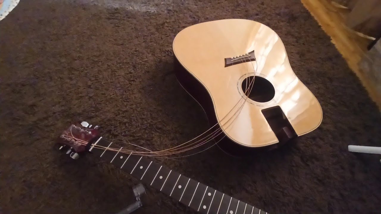 Adjustable Neck on Acoustic Guitar? Travel Guitar from Michael Kelly Visionary V5