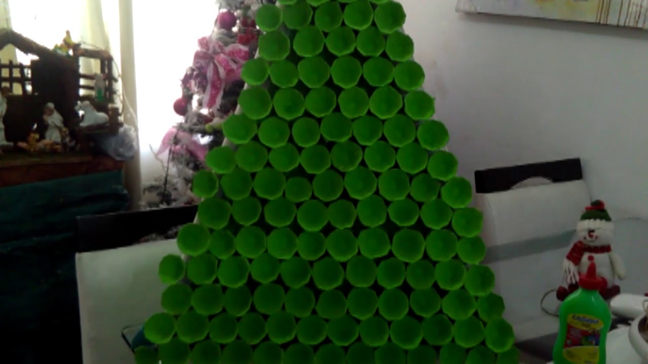 Como hacer mi árbol de navidad con cartón de huevo reciclable 🎄