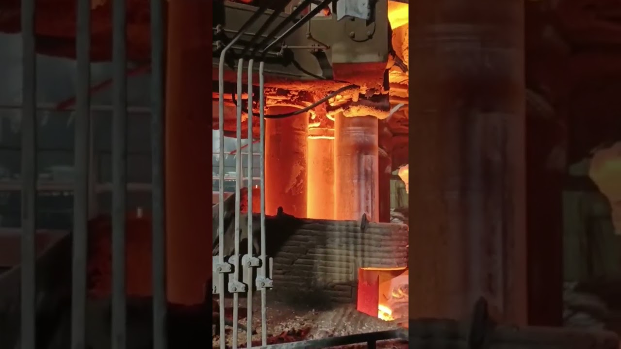 Arcing in Ladle Furnace #steel #sms #ladle #electrode #steelmanufacturing