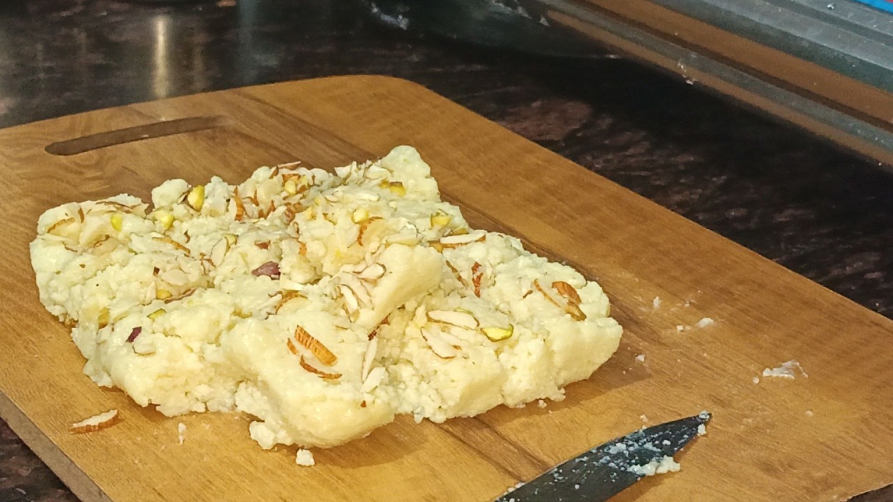 Indian Kalakand Milk Cake Barfi | 30 Min. Easy Special Kalakand Recipe | Milk Barfi Dessert Recipe