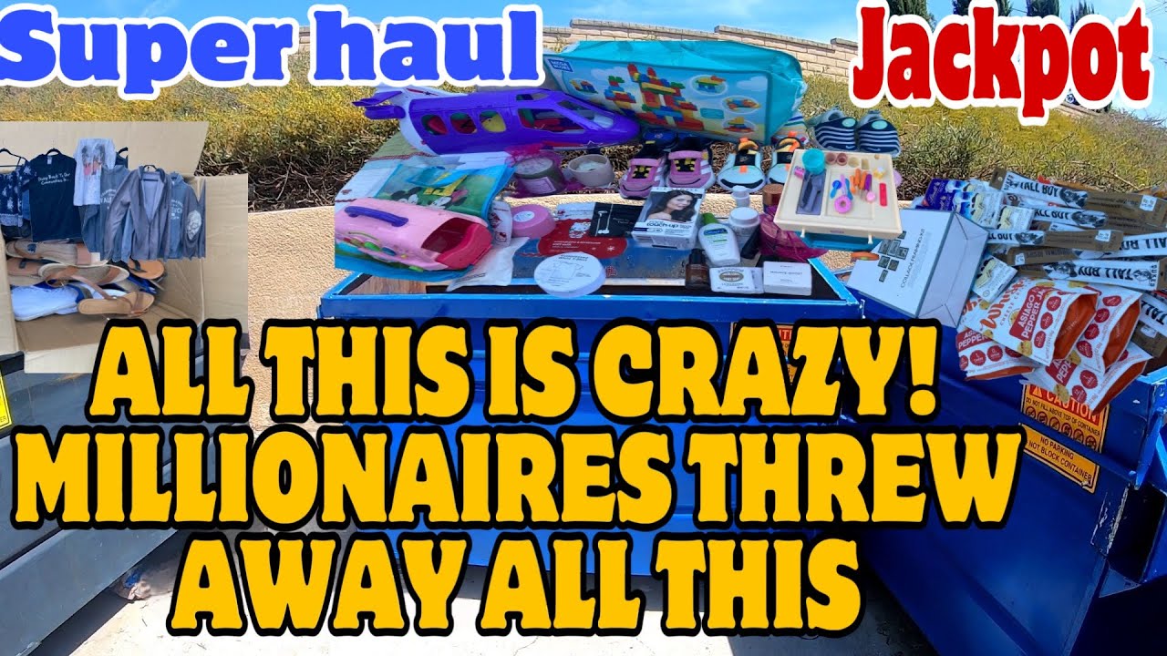DUMPSTER DIVING - ALL THIS IS CRAZY!  MILLIONAIRES THREW AWAY ALL THIS IN THE TRASH AND I GOT IT ALL
