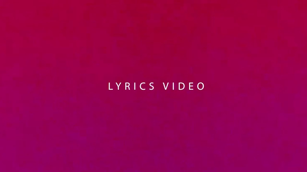 Chaarlity - Mienne (Lyrics Vid&eacute;o)