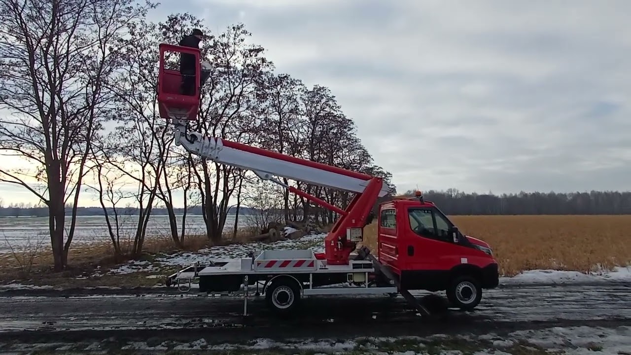 Iveco Daily Multitel MT 202 DS https://anjarmaszyny.pl/