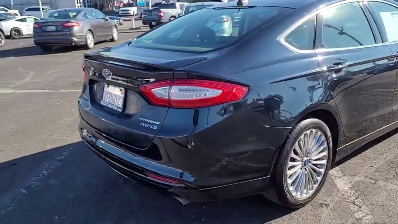 2014 Ford Fusion Hybrid Titanium Sedan