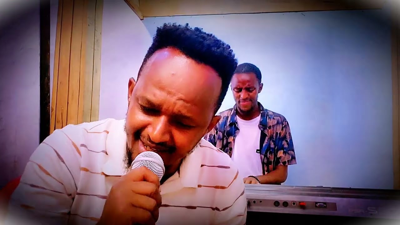 ዘማሪ መላኩ ሚካኤል #new #worship