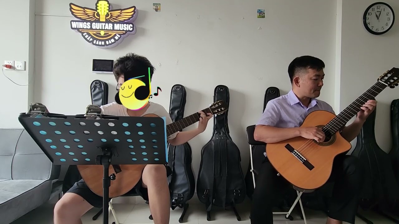 Đêm Nằm Mơ Phố (ST: NS Việt Anh) - HV (Lớp 10) Wings Guitar Music thực hành đệm hát