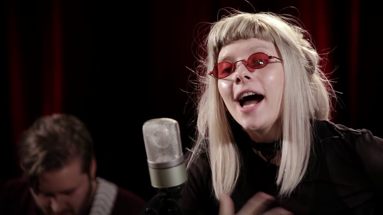 Aurora - Murder Song (5, 4, 3, 2, 1) - 5/25/2018 - Paste Studios - New York, NY